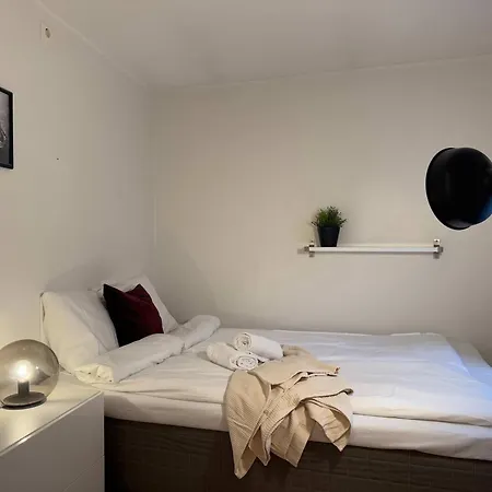 Penthouse In Heart Of - 4br 2 Bath Μπέργκεν