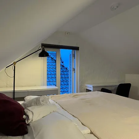 Penthouse In Heart Of - 4br 2 Bath * Μπέργκεν
