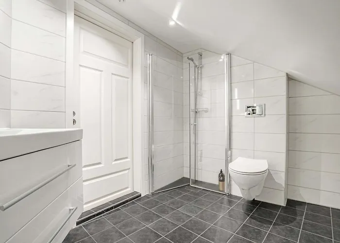 Leilighet Penthouse In Heart Of - 4br 2 Bath *